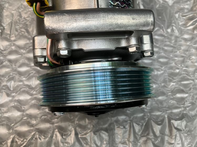 คอมเพลสเซอร์แอร์ Peugeot 206 307  Citroen C2 C3 Beringo Part no. SD6V12 AC รูปที่ 3