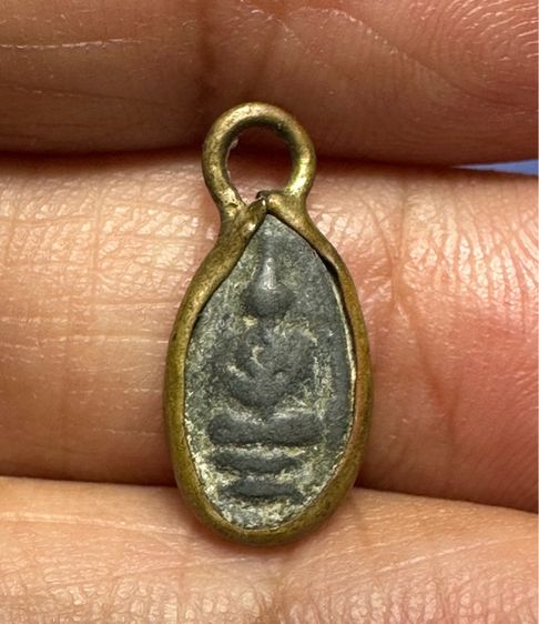 🙏พระพิจิตร เม็ดข้าวเม่า ชินเงิน🙏พระผงคลุกรักหลังจาร เก่าไม่ทราบที่ องค์ละ1550 รูปที่ 11