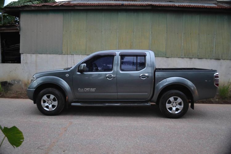 Nissan Navara 2009 2.5 Calibre EL Pickup ดีเซล ไม่ติดแก๊ส เกียร์ธรรมดา เทา รูปที่ 2