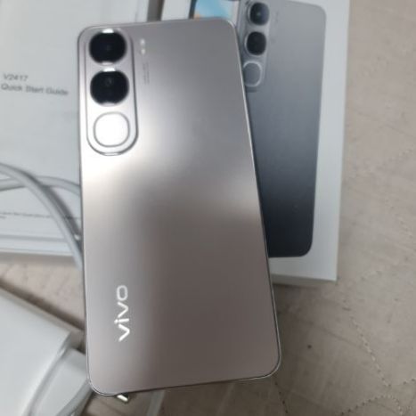 อื่นๆ 512 GB Vivo Y200 5g  512gb สีเงิน สินค้าใหม่ แถมเคส และติด Flim 