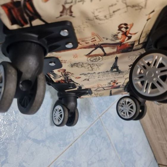 กระเป๋าเดินทาง 20 " ล้อลาก หมุน 360 องศา น้ำหนักเบา  รูปที่ 4