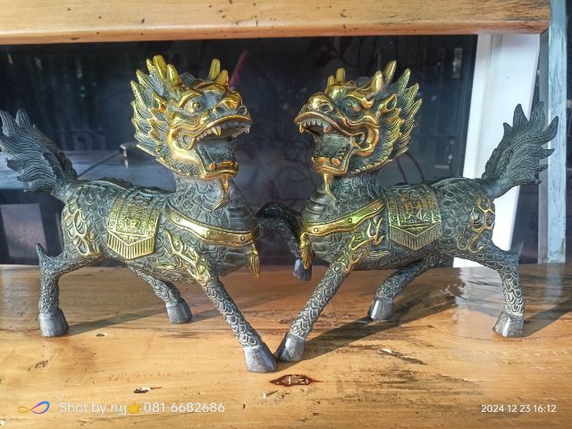 กิเลนคู่มงคลเนื้อทองเหลือง