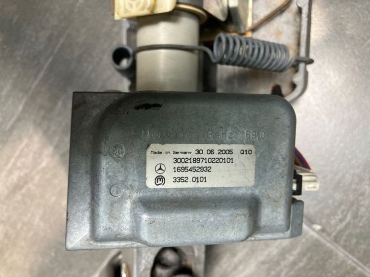 พวงมาลัย Benz W169 A170 A200 W245 B180 B200 สไปรอน ปุ่มกดพวงมาลัย ก้านไฟเลี้ยว ปัดน้ำฝน ก้านยกพวงมาลัย แกนพวงมาลัย เซนเซอร์หลัง รูปที่ 13
