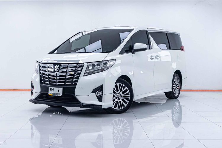 รถ Toyota Alphard 3.5 สี ขาว