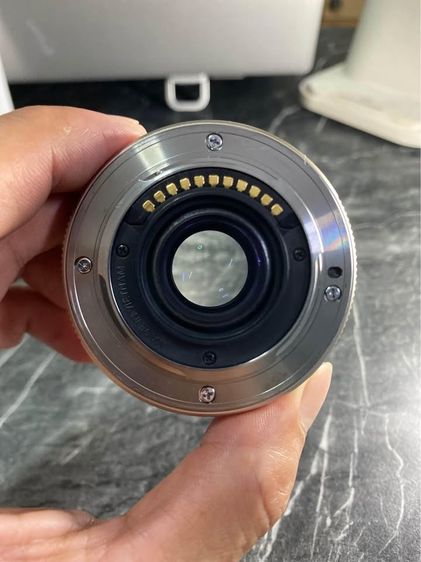 ส่งต่อเลนซ์ olympus M.Zuiko Digital 17mm f1.8 สภาพดี รูปที่ 5
