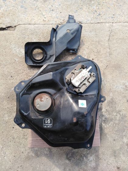 ถัง​และ​ปั้ม​ติ๊ก​คลิก​125​ไอ​แท้​ รูปที่ 3