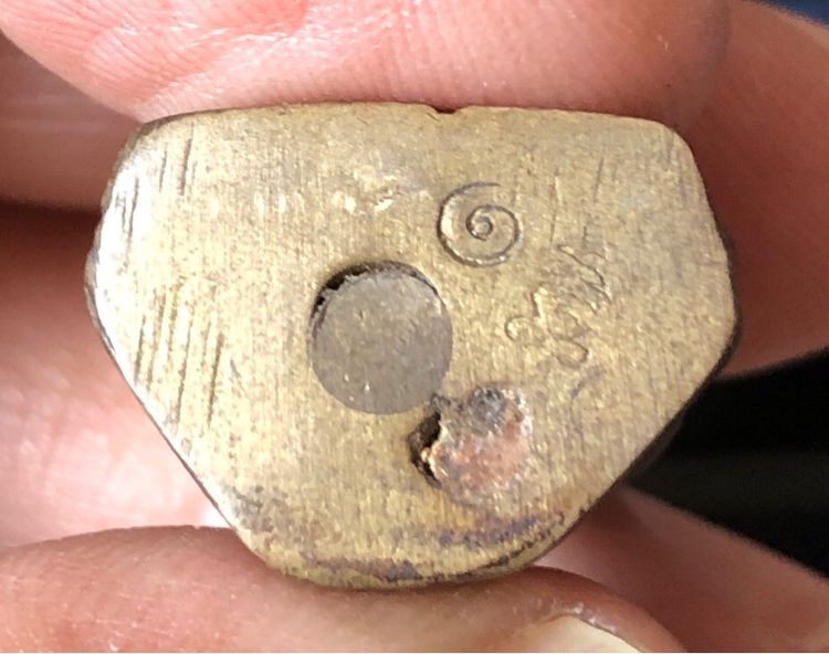 รูปหล่อโบราณหลวงพ่อขวัญ รูปที่ 3