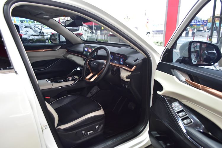 GWM Haval H6 2023 Ultra Utility-car ไฮบริด ไม่ติดแก๊ส เกียร์อัตโนมัติ ขาว รูปที่ 4