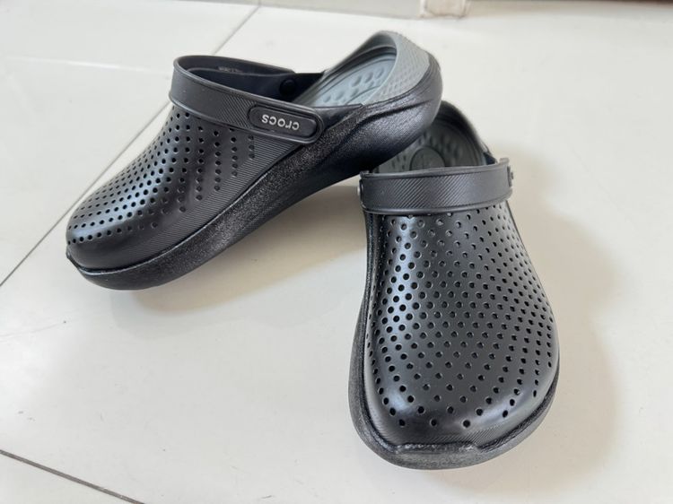 รองเท้ามือสอง crocs literide แท้ รูปที่ 2