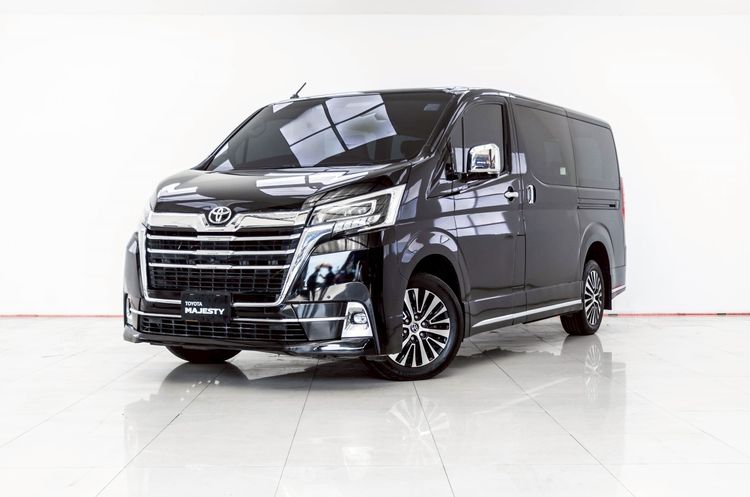 รถ Toyota Majesty 2.8 Grand สี ดำ