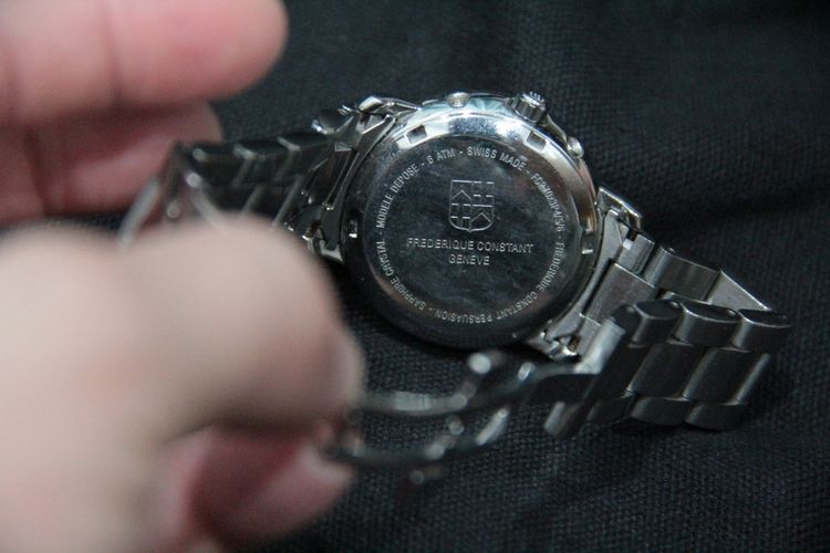 Federique Constant นาฬิกาสุดเท่ แสดงข้างขึ้นข้างแรม ไม่เหมือนใคร รูปที่ 3