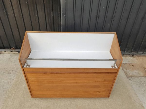 ตู้โชว์กระจก 2 ลิ้นชัก ไม้สัก สีน้ำตาล รูปที่ 11