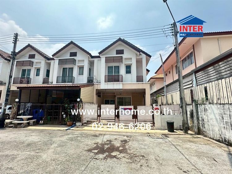ไม่ใช่ ทาวน์เฮ้าส์ 2 ชั้น 30.9 ตร.ว. หมู่บ้านบุณฑริกลำลูกกา คลอง4 ใกล้ตลาดลาดสวาย ถนนรังสิต-นครนายก ถนนพระองค์เจ้าสาย คลอง4 ลำลูกกา ปทุมธานี