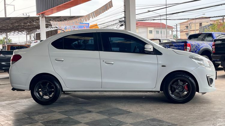 Mitsubishi Attrage 2018 1.2 GLS Sedan เบนซิน ไม่ติดแก๊ส เกียร์อัตโนมัติ ขาว รูปที่ 4