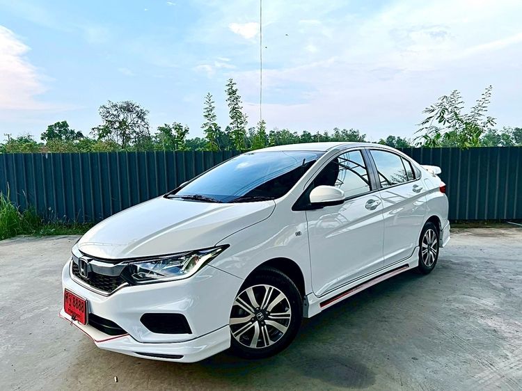 รถ Honda City 1.5 V i-VTEC สี ขาว