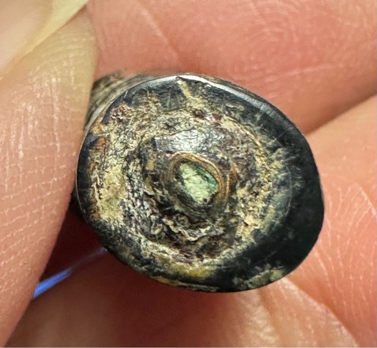 🙏 เครื่องรางของขลัง หนุมานเก่ามีจาร เลี่ยมเดิม ไม่ทราบคณาจารย์ 🙏พระปิดตาเขาแกะ ล.ป.รอด วัดนายโรง ก้นฝังตะกรุดอุดชันโรง องค์ละ2550 รูปที่ 17