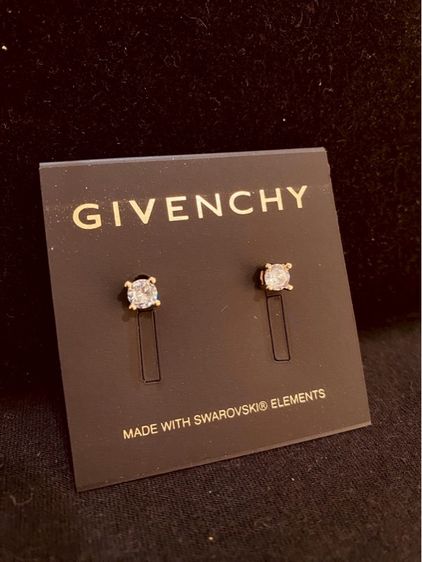 Givenchy แท้ 💯ประดับคริสตัล Swarovski แวววาวระดับพรีเมียม รูปที่ 10