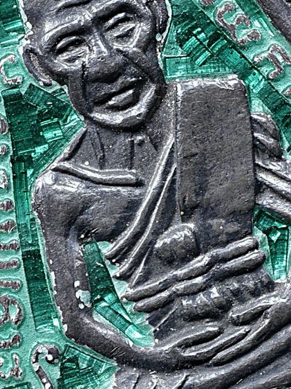 พระนิรันตราย - แคล้วคลาด - ปลอดภัย พระเพิ่งแกะจากเลี่ยม ให้เช่าเหรียญเสมาหลวงปู่ทวด วัดช้างให้ รุ่น 3 ปี 2504 เนื้อเงินลงยาสีเขียว สวยงาม รูปที่ 2