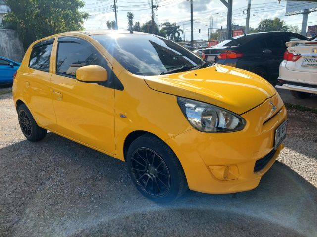 Mitsubishi Mirage 2012 1.2 GLX Sedan เบนซิน ไม่ติดแก๊ส เกียร์อัตโนมัติ เหลือง รูปที่ 4