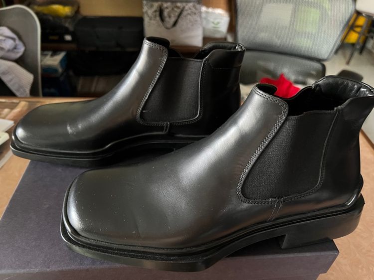 รองเท้า PRADA รูปที่ 2