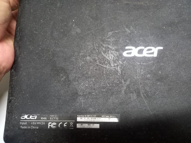 โน็ตบุ๊คตัวเล็ก