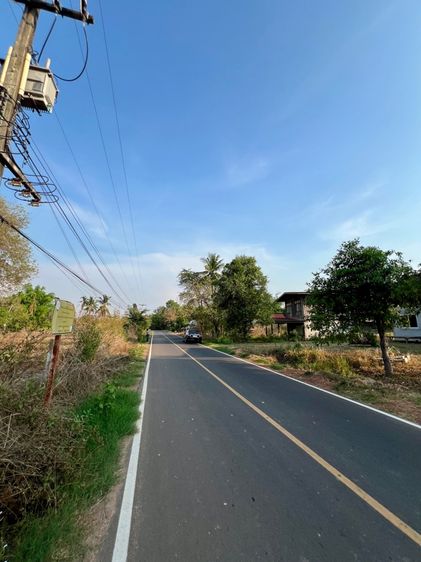 ขายที่ดินสวยมากใจกลางอำเภอและสาธารณูปโภค รูปที่ 4