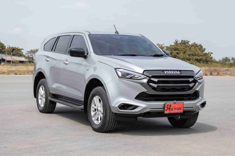รถ Isuzu MU-X 1.9 Active 2WD สี เงิน