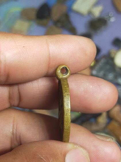 พระหล่อเก่าโบราณ รูปที่ 3