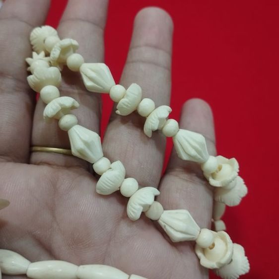 🔖สร้อยคอวัสดุธรรมชาติ แกะลายสวยงาม  ห้อยพระได้ รูปที่ 3