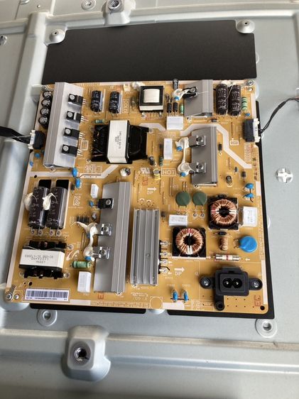 UA49KU6300 Curved49นิ้ว จอแตก เผื่อท่านไหนหาอะไหล่mainboard supplyใช้งาน รูปที่ 3