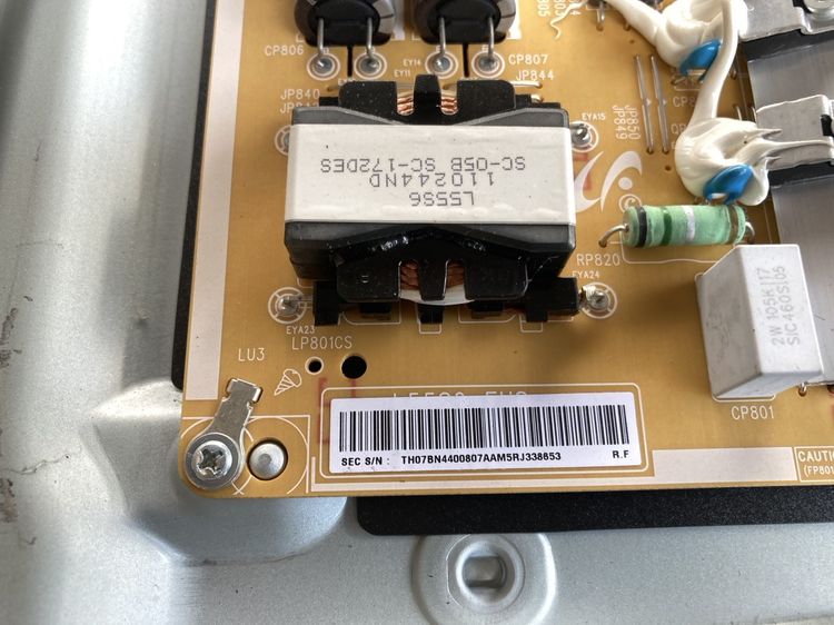 UA49KU6300 Curved49นิ้ว จอแตก เผื่อท่านไหนหาอะไหล่mainboard supplyใช้งาน รูปที่ 2
