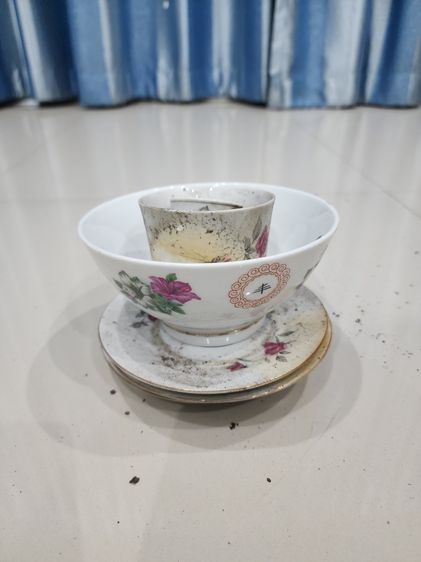 ชุดเครื่องแก้ว จานชาม ถ้วย เหมาๆ ทั้งหมด และของสะสม เก่าเก็บ เดิมๆ รุ่นเก่า หายาก ขายตามสภาพ เหมาๆ พร้อมส่ง รูปที่ 15