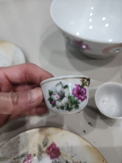 ชุดเครื่องแก้ว จานชาม ถ้วย เหมาๆ ทั้งหมด และของสะสม เก่าเก็บ เดิมๆ รุ่นเก่า หายาก ขายตามสภาพ เหมาๆ พร้อมส่ง รูปที่ 5