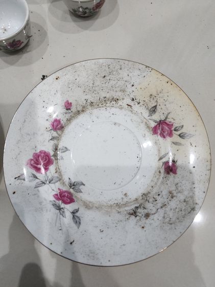 ชุดเครื่องแก้ว จานชาม ถ้วย เหมาๆ ทั้งหมด และของสะสม เก่าเก็บ เดิมๆ รุ่นเก่า หายาก ขายตามสภาพ เหมาๆ พร้อมส่ง รูปที่ 4