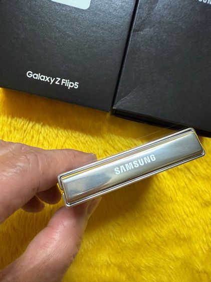 Samsung Z Flip5-512GB รูปที่ 5