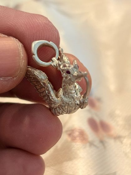 จี้หงส์เงินเก่างานศิลปะ รูปที่ 3