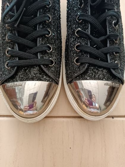 รองเท้าแบรนด์ miumiu มือสองของแท้ รูปที่ 10