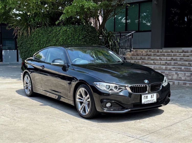 รถ BMW Series 4 420d สี ดำ