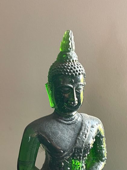 พระแก้ว สำนักพุทธเนรมิตประทีป โบราณเก่าสะสม  รูปที่ 3