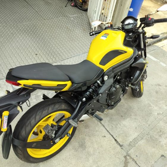 รถจอด มากกว่าใช้ รูปที่ 9