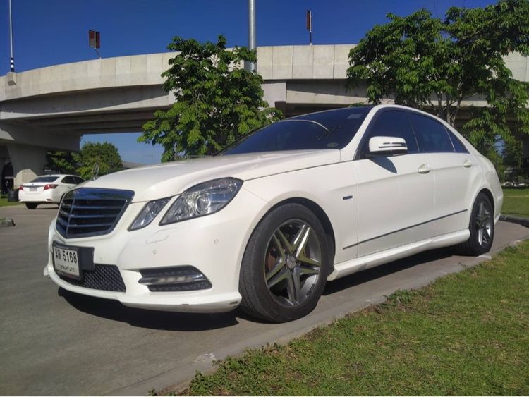 Mercedes-Benz E-Class 2012 E200 Sedan เบนซิน ไม่ติดแก๊ส เกียร์อัตโนมัติ ขาว รูปที่ 2