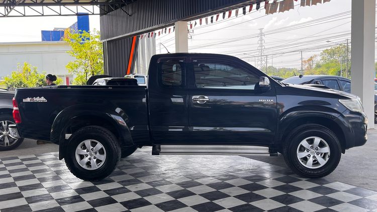 Toyota Hilux Vigo Champ 2012 Smart Cab 2.5 E VNT Prerunner Pickup ดีเซล ไม่ติดแก๊ส เกียร์ธรรมดา ดำ รูปที่ 4