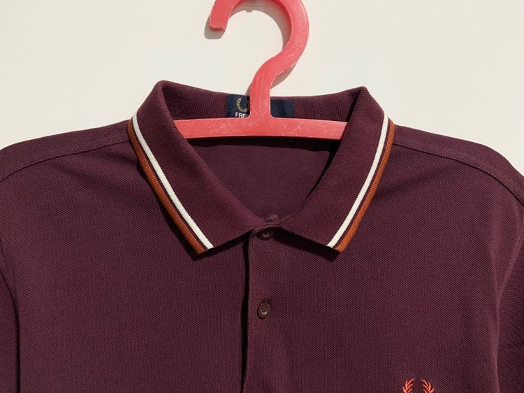 เสื้อโปโล FRED PERRY แท้ 💯 size L วัดจริงขนาด อก 21 ยาว 28 นิ้ว สภาพดีมาก ทรงสวย เนื้อผ้าดีมาก หายากน่าสะสมครับ รูปที่ 4