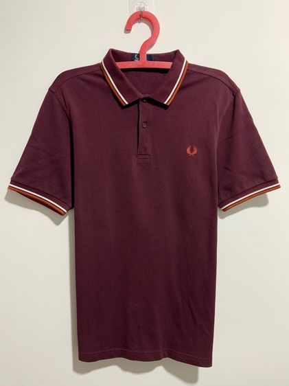 เสื้อโปโล FRED PERRY แท้ 💯 size L วัดจริงขนาด อก 21 ยาว 28 นิ้ว สภาพดีมาก ทรงสวย เนื้อผ้าดีมาก หายากน่าสะสมครับ รูปที่ 3