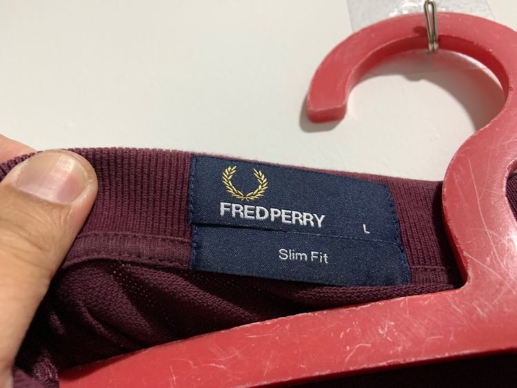 เสื้อโปโล FRED PERRY แท้ 💯 size L วัดจริงขนาด อก 21 ยาว 28 นิ้ว สภาพดีมาก ทรงสวย เนื้อผ้าดีมาก หายากน่าสะสมครับ รูปที่ 5