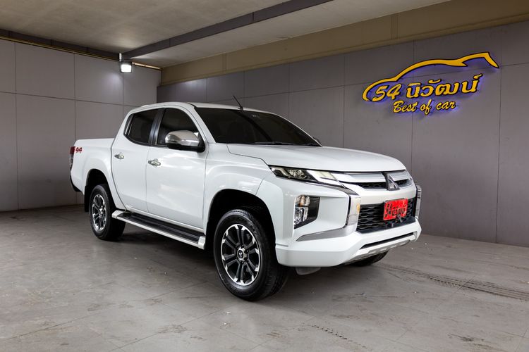รถ Mitsubishi Triton All New Double Cab 2.4 GT Premium 4WD สี ขาว