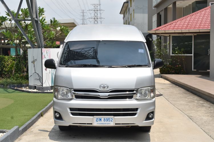 Toyota Commuter 2012 2.5 Van ดีเซล ไม่ติดแก๊ส เกียร์ธรรมดา เทา รูปที่ 2