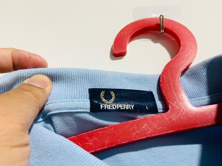 เสื้อโปโล FRED PERRY แท้ 💯 size L วัดจริงขนาด อก 21 ยาว 28 นิ้ว สภาพดีมาก ทรงสวย เนื้อผ้าดีมาก หายากน่าสะสมครับ รูปที่ 4