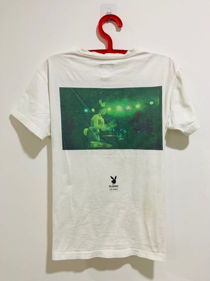 ขาว แขนสั้น อื่นๆ เสื้อยืด PLAYBOY กระเป๋าอกซ้าย แท้ 💯 size M ขนาดอก 20.5 ยาว 27 นิ้ว สภาพดีมาก สีสวย ทรงสวย เนื้อผ้าดีมาก หายากน่าสะสมครับ