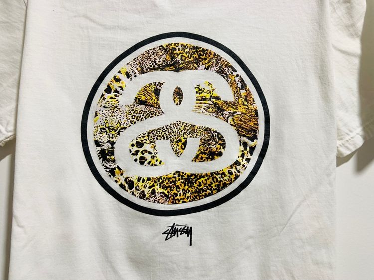เสื้อยืด STUSSY แท้ 💯 size M ขนาด อก 20.5-21 ยาว 27.5 นิ้ว สภาพใหม่มาก ลายสวย เนื้อผ้านิ่มมาก หายากน่าสะสมครับ รูปที่ 2